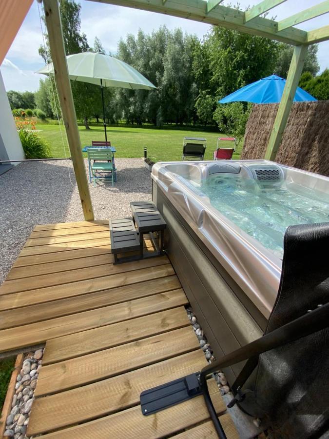 Gite Du Vieux Saule 1 Gite Avec Spa Privatif Pour 2 Personnes 1 Suite Familiale Sans Spa Vieil-Hesdin المظهر الخارجي الصورة