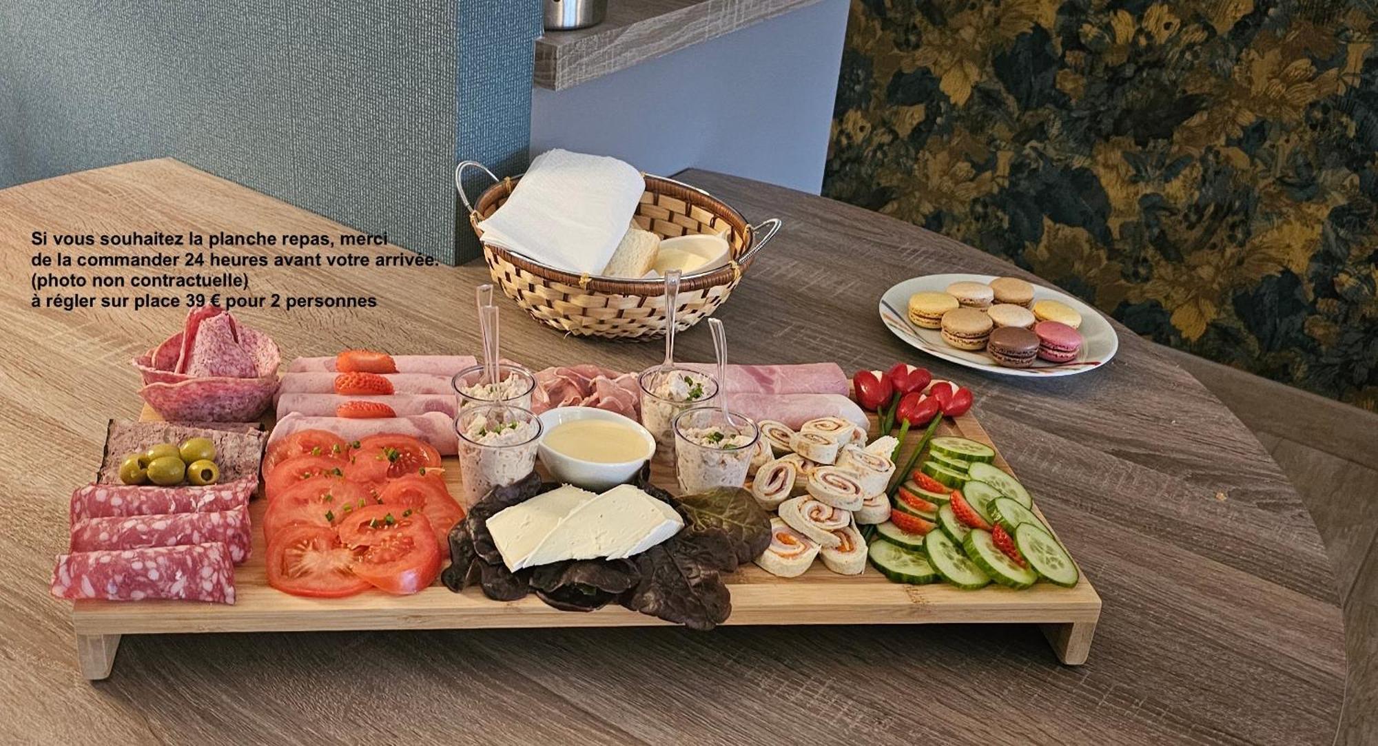 Gite Du Vieux Saule 1 Gite Avec Spa Privatif Pour 2 Personnes 1 Suite Familiale Sans Spa Vieil-Hesdin المظهر الخارجي الصورة